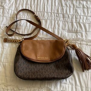 Michael Kors crossbody purse